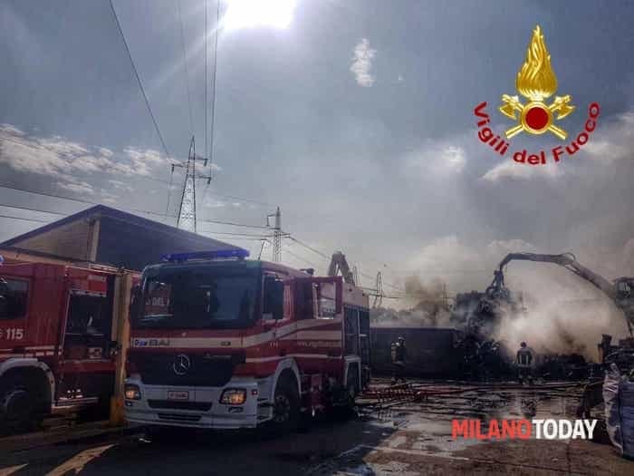 Incendio a Cologno Monzese 
