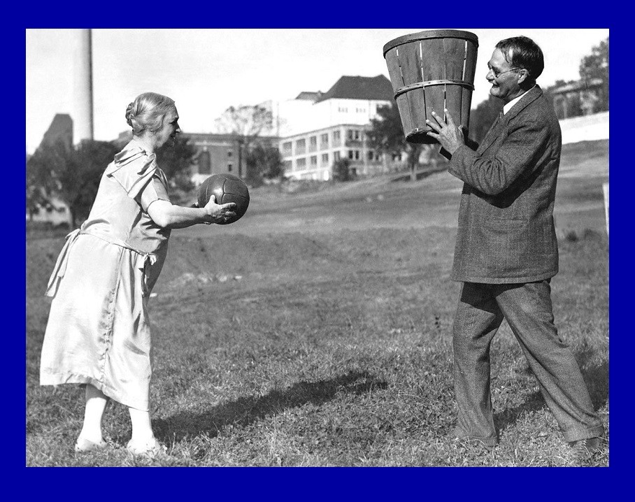 Accadde oggi - 15 Dicembre 1891 – James Naismith inventa la pallacanestro