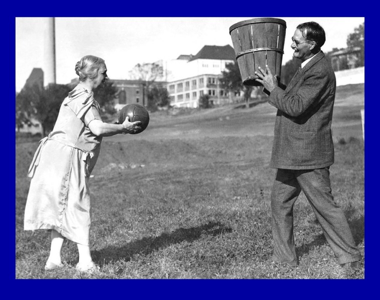 Accadde oggi - 15 Dicembre 1891 – James Naismith inventa la pallacanestro