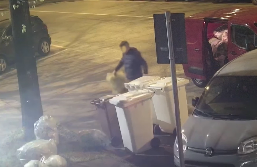 Sesto - BECCATO E MULTATO UN ALTRO INCIVILE