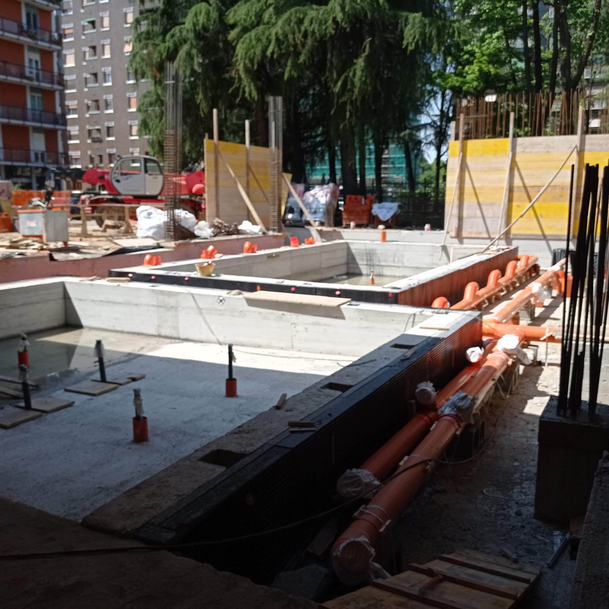 Sesto -  AVANZANO I LAVORI ALLA PISCINA DE GREGORIO