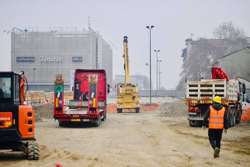 Sesto - RIPRESI I LAVORI PER LA M1