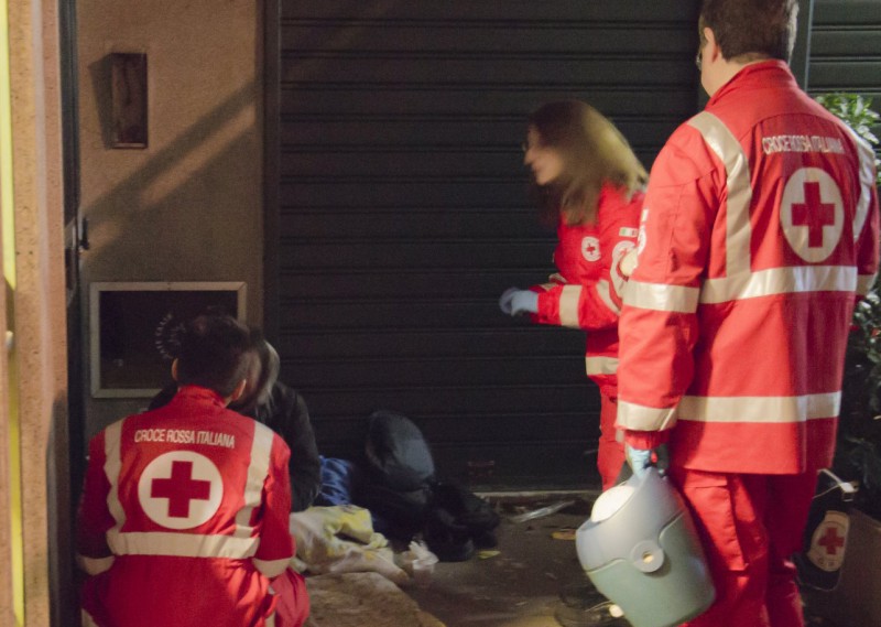 Freddo e Gelo, la Croce Rossa fa fronte all’emergenza per i senzatetto