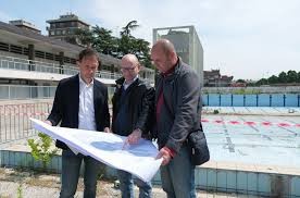 Sesto - Sindaco in cantiere alla piscina Carmen Longo