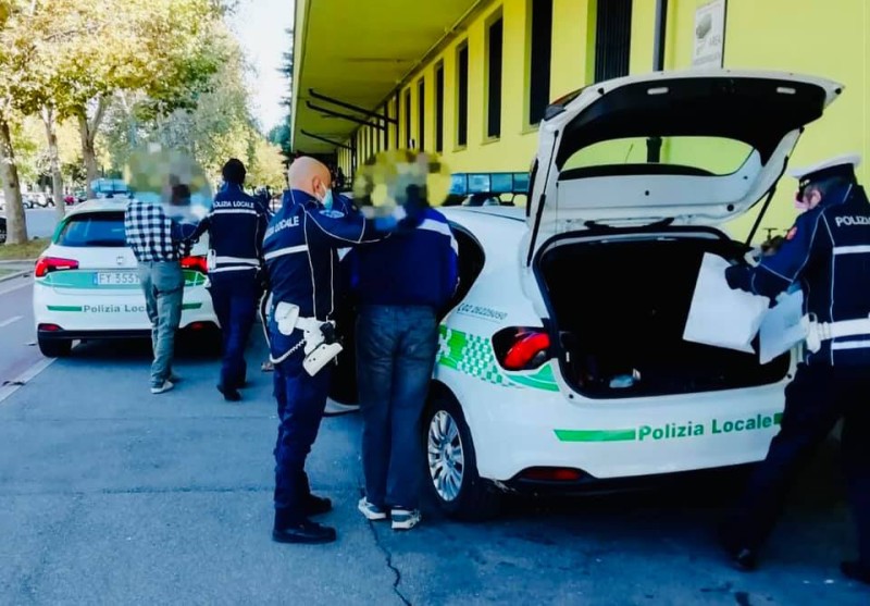 Sesto - ARRESTATI DUE LADRI RUMENI PREGIUDICATI