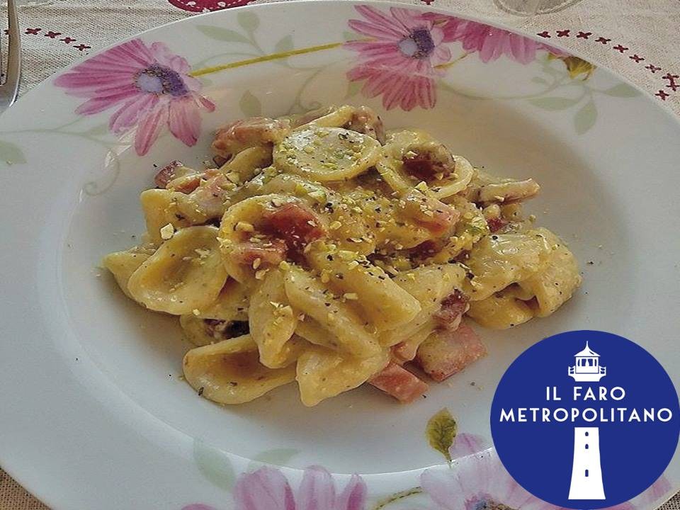 ORECCHIETTE GORGONZOLA E PISTACCHI-21 marzo 2021