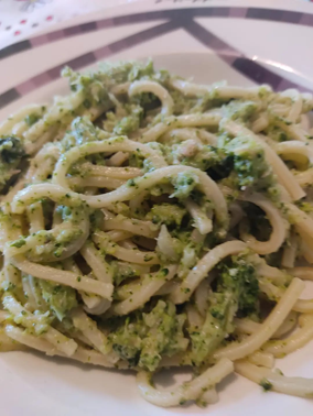 IN CUCINA CON ARSELIO: Spaghetti alla chitarra, con crema di broccoli guanciale e pecorino