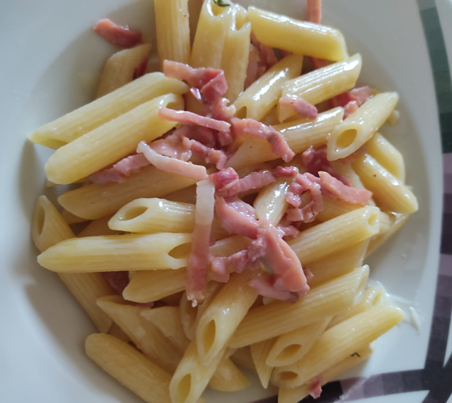 IN CUCINA CON ARSELIO: penne zola e speck