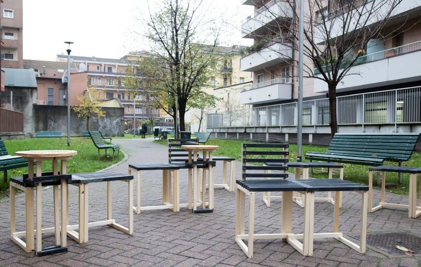 Donati arredi urbani realizzati grazie al progetto di economia circolare “Take Back-Give Back” di Carlsberg Italia
