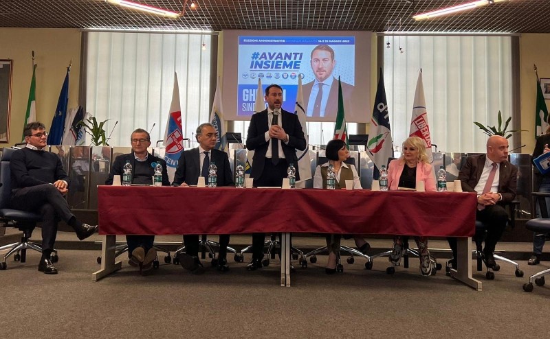Sabato 25 Marzo 2023, Giacomo Ghilardi si è ricandidato a Cinisello Balsamo ed ha presentato le liste ed i partiti che lo sostengono!