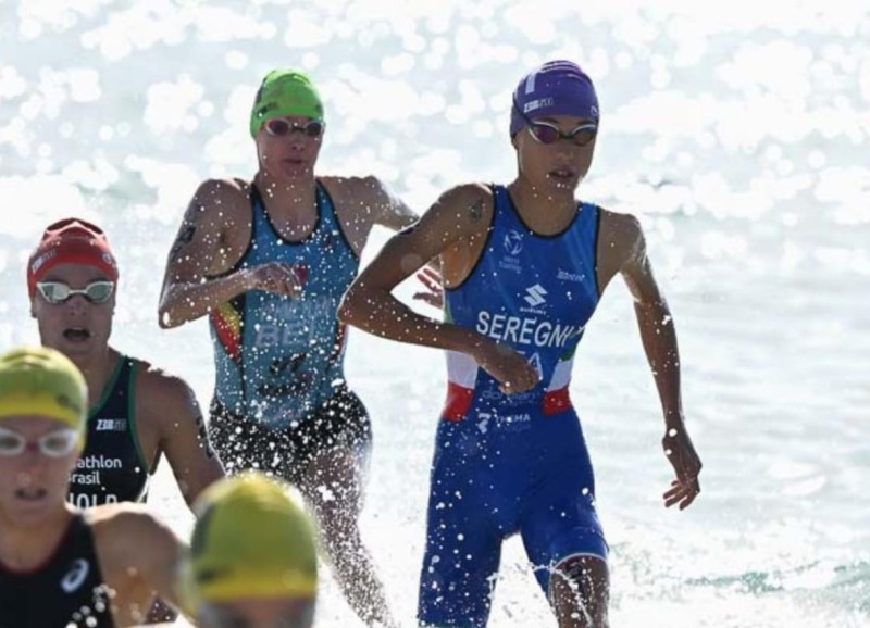 Bianca Seregni, atleta sestese d'oro.  Entra nella storia essendo la prima italiana a vincere tre medaglie d’oro nel Triathlon